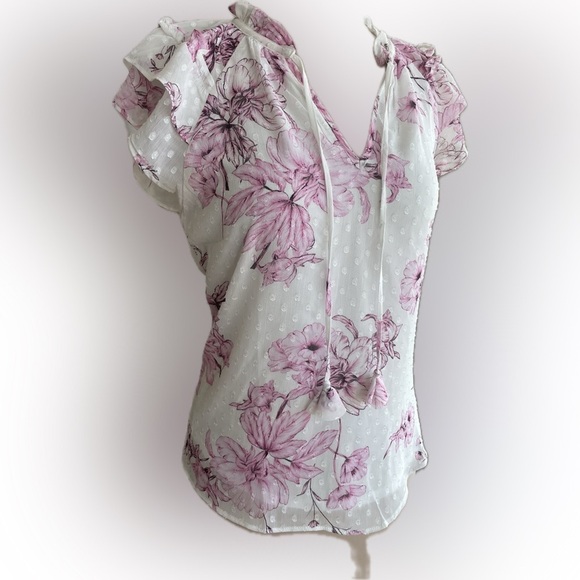 NWOT Floral Pink and White Women's Top, Size XS - Picture 1 of 7